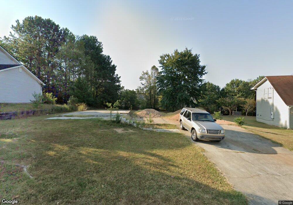 6143 Kenton Oaks Ct, Lithonia, GA 30058 - photo 1