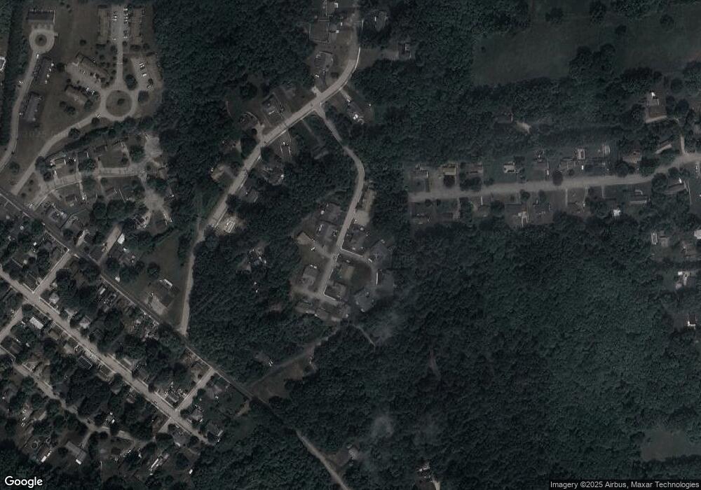 37 Chickadee Way unit 37, Killingly, CT 06239 - photo 1