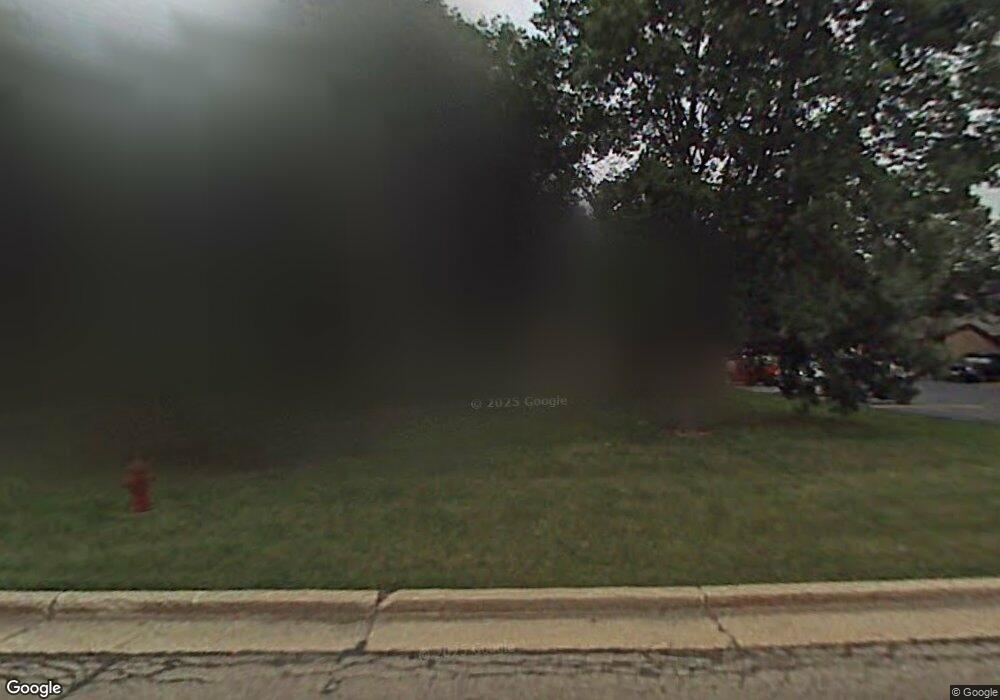 1688 S Carriage Ln unit a, New Berlin, WI 53151 - photo 1