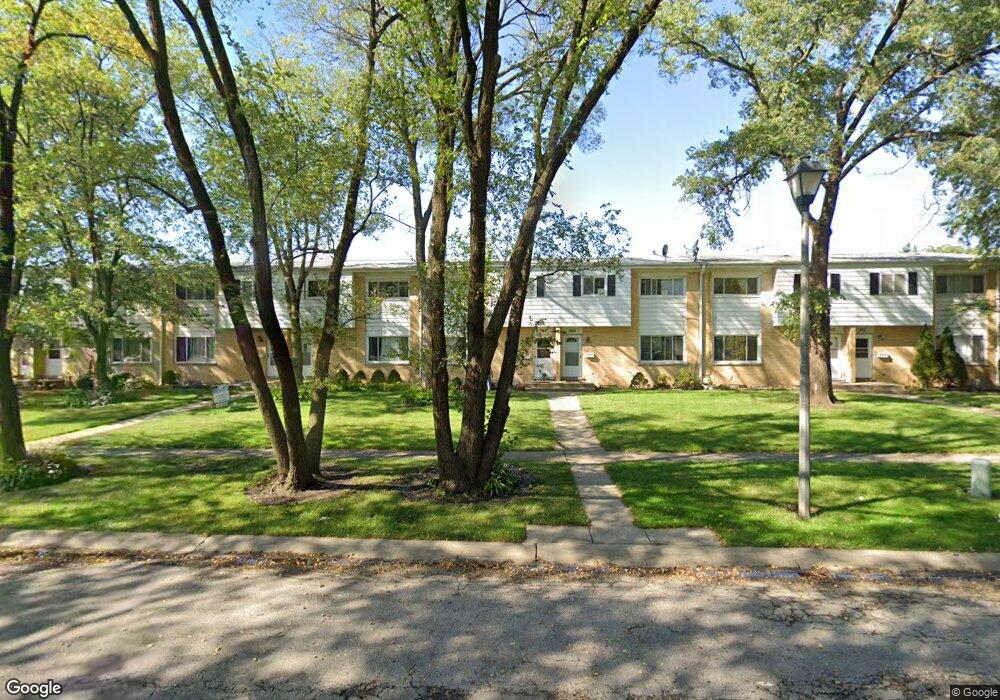 946 N Virginia Ln, Elmhurst, IL 60126 - photo 1