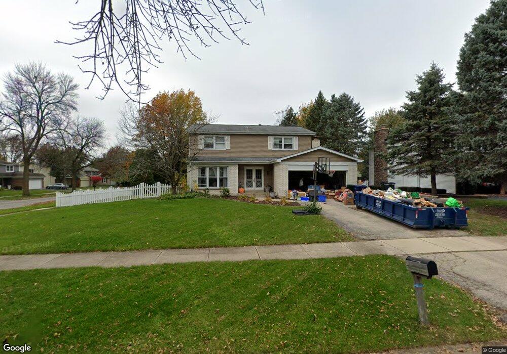 1523 Hyde Park Ln unit 2, Naperville, IL 60565 - photo 1