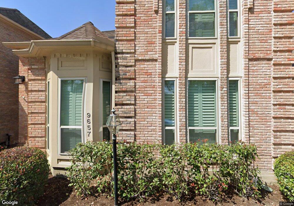 9657 Longmont Dr, Houston, TX 77063 - photo 1