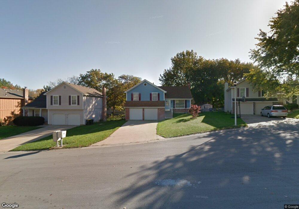 4905 Wedd St, Shawnee, KS 66203 - photo 1