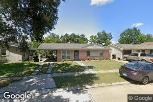 2408 Riverbend Dr, Violet, LA 70092