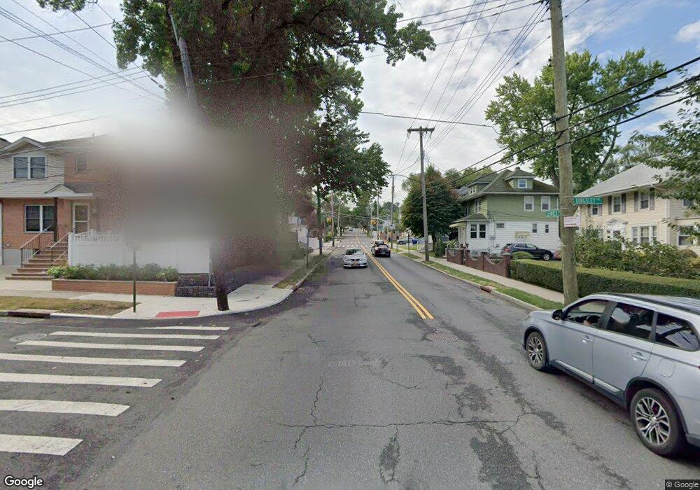 410 Kingsley Ave, Staten Island, NY 10314 - photo 1