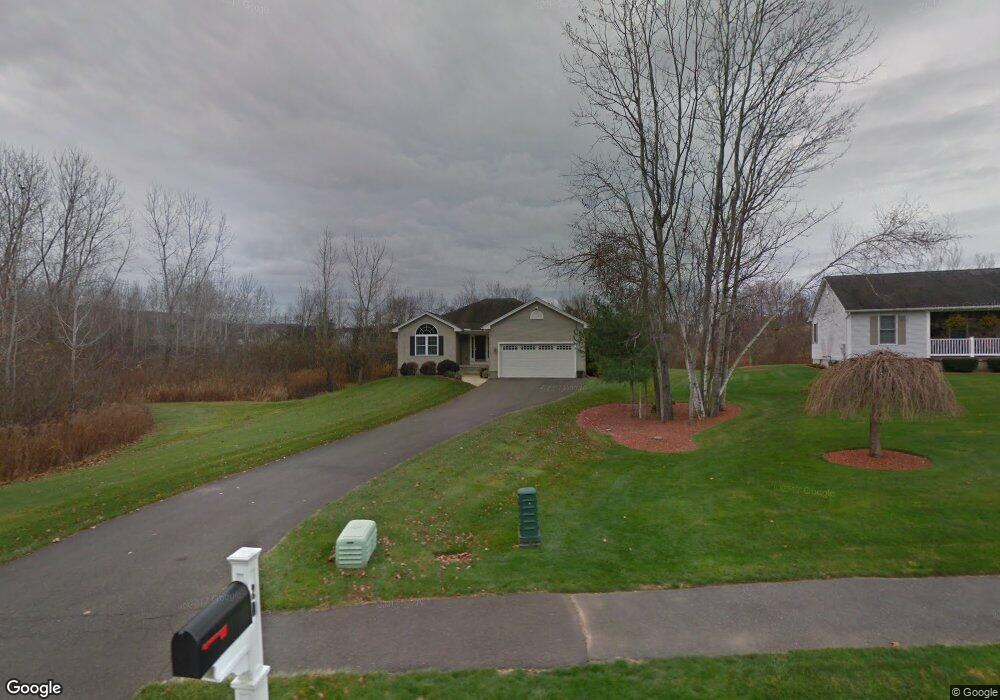 20 Holly Cir, Easthampton, MA 01027 - photo 1