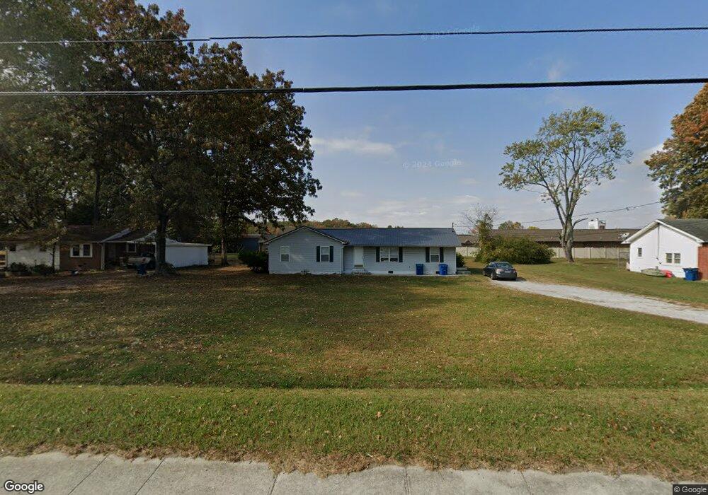 1316 Mcarthur St, Manchester, TN 37355 - photo 1