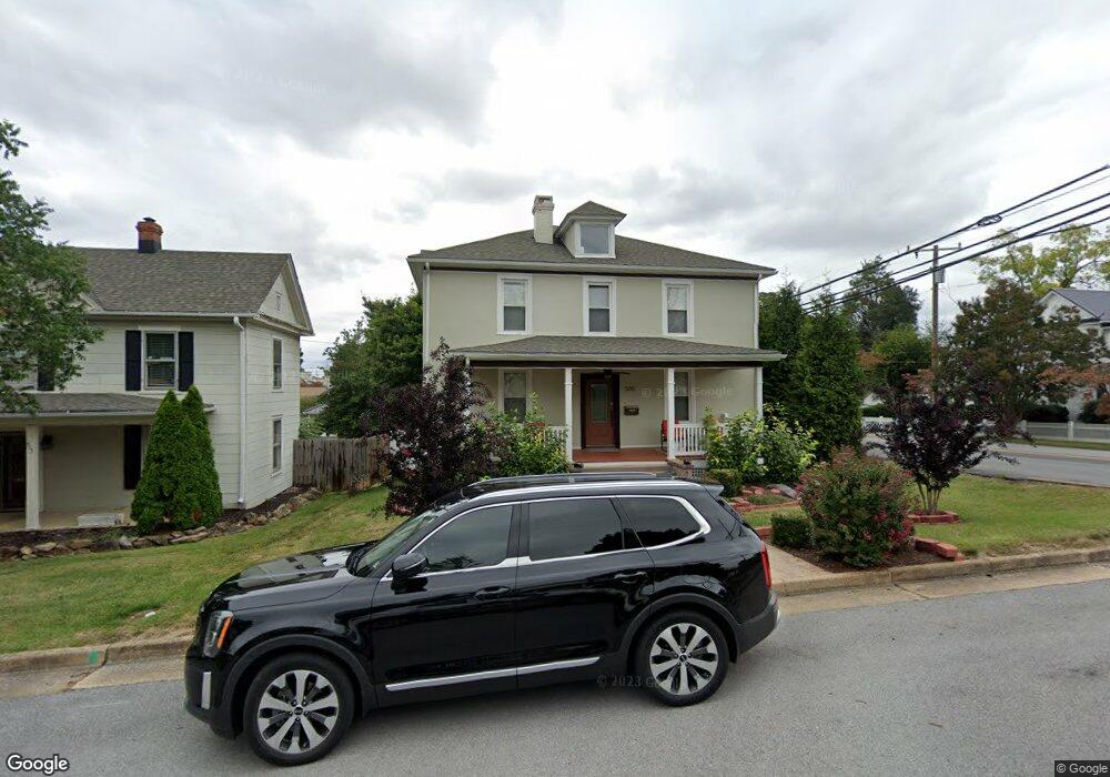 505 Locust Ave, Waynesboro, VA 22980 - photo 1