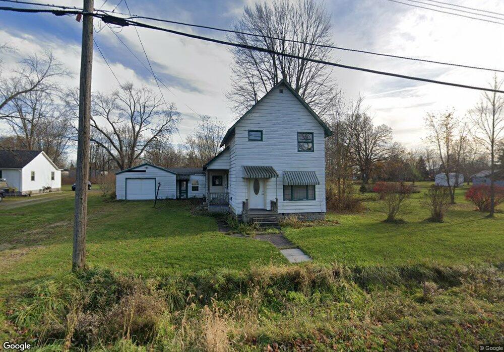 1915 Henry St, Port Huron, MI 48060 - photo 1