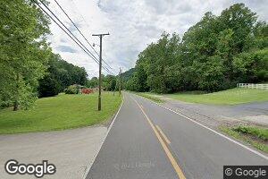 2 Sydney Reese Cir, Cedar Grove, WV 25039