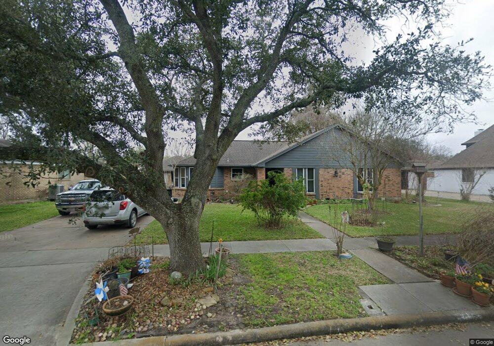 2401 Chelmsford Ct, Alvin, TX 77511 - photo 1