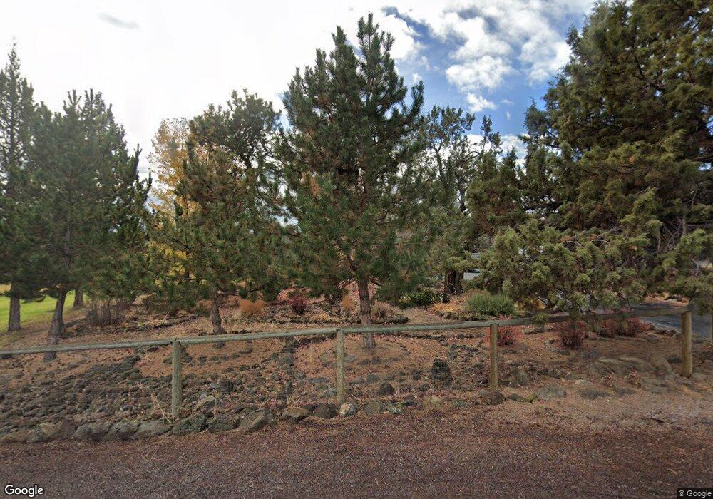 2092 NW Yucca Way, Redmond, OR 97756 - photo 1