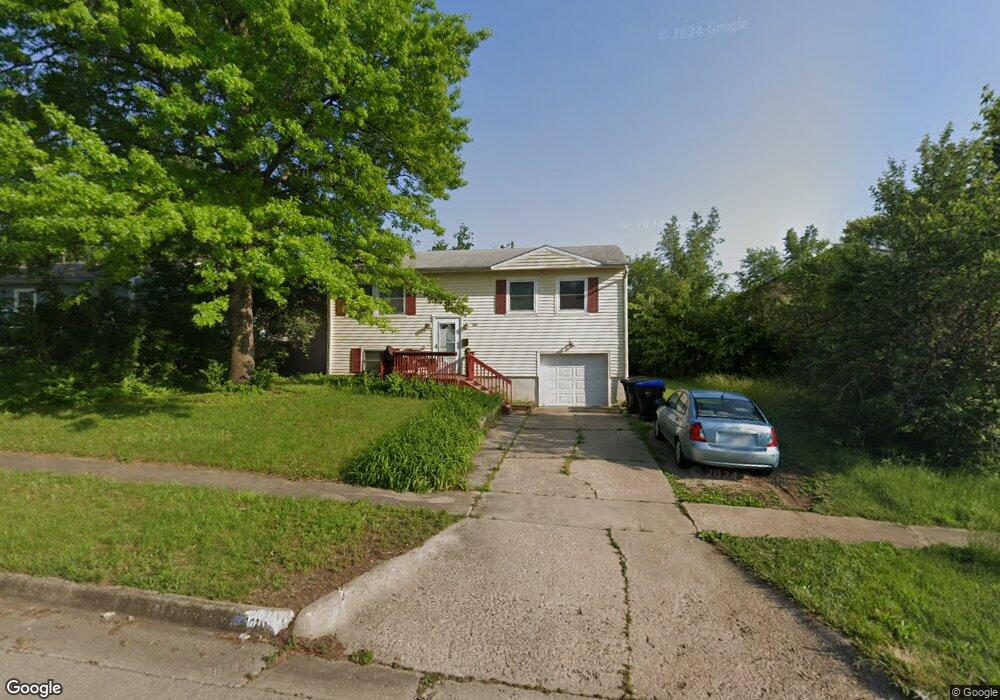 1011 SE 36th St, Topeka, KS 66605 - photo 1