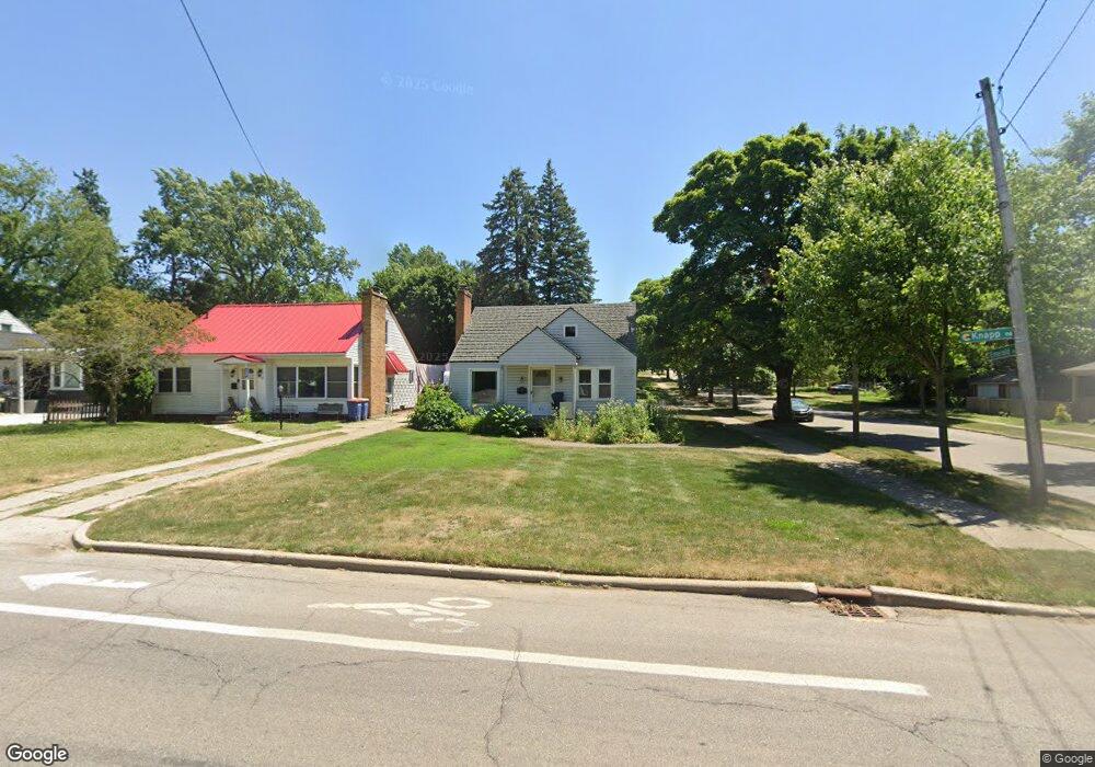 906 Knapp St NE, Grand Rapids, MI 49505 - photo 1