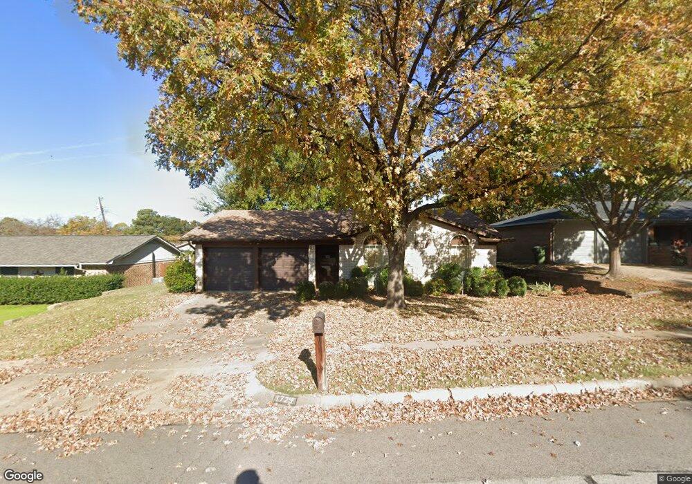 1725 Knoxville Dr, Bedford, TX 76022 - photo 1