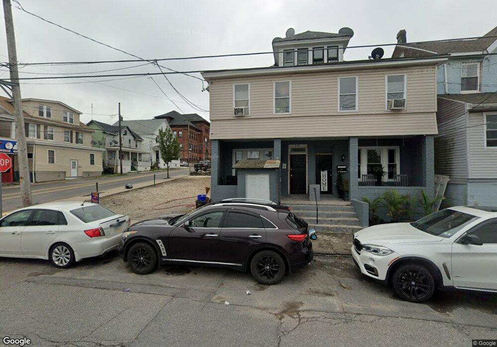 244 E Mine St, Hazleton, PA 18201 - photo 1