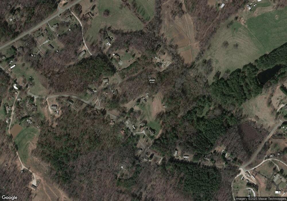 216 Wade Hampton Dr, Walhalla, SC 29691 - photo 1