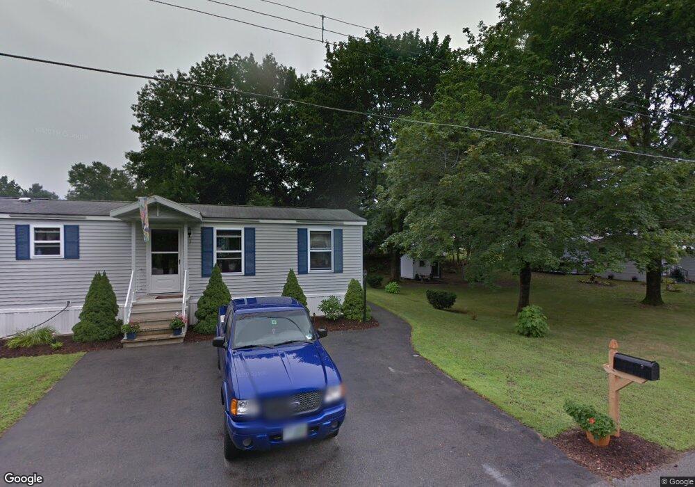 4 Plainfield Ln, Nashua, NH 03062 - photo 1