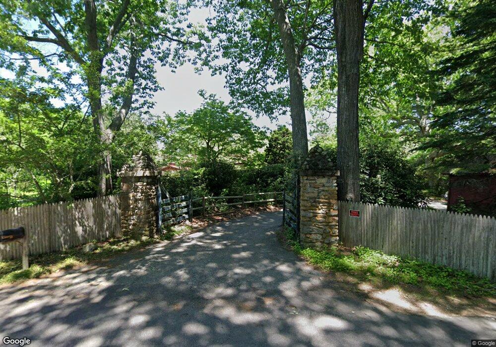 9 Hiscox Rd, Westerly, RI 02891 - photo 1