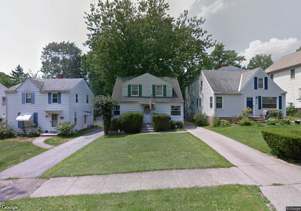 5184 Camden Rd, Maple Heights, OH 44137 - photo 1