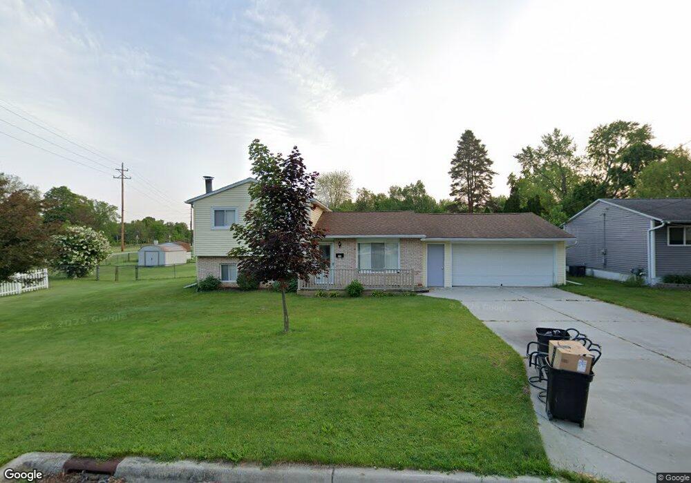 318 Darrow St, Clio, MI 48420 - photo 1