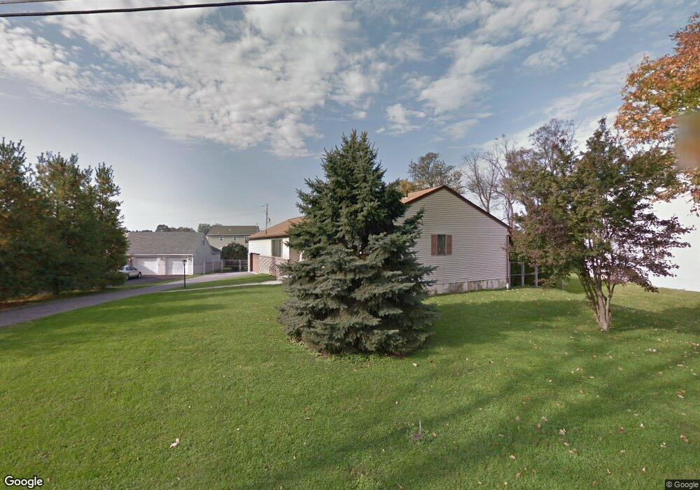 4002 Hilltop Ave, Reading, PA 19605 - photo 1