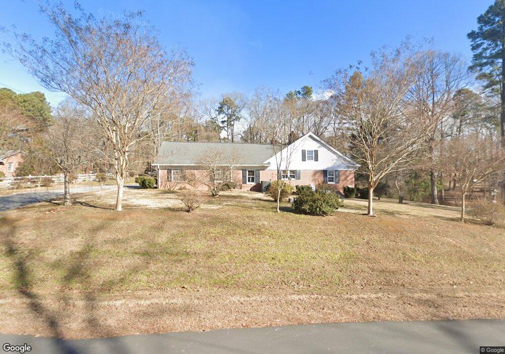 207 Edgewood Dr, Oxford, NC 27565 - photo 1