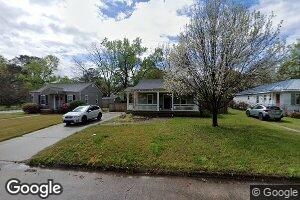 217 E 58th St, Savannah, GA 31405