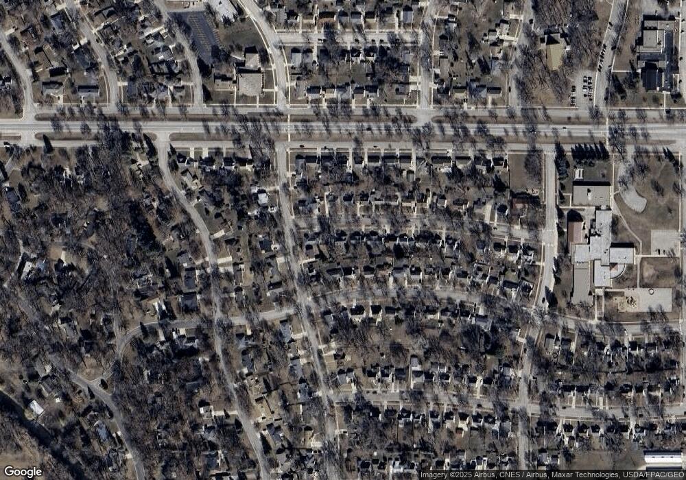 1911 2nd Ave SW, Austin, MN 55912 - photo 1