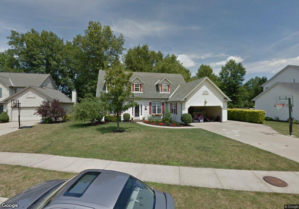 26968 Valeside Ln, Olmsted Falls, OH 44138 - photo 1