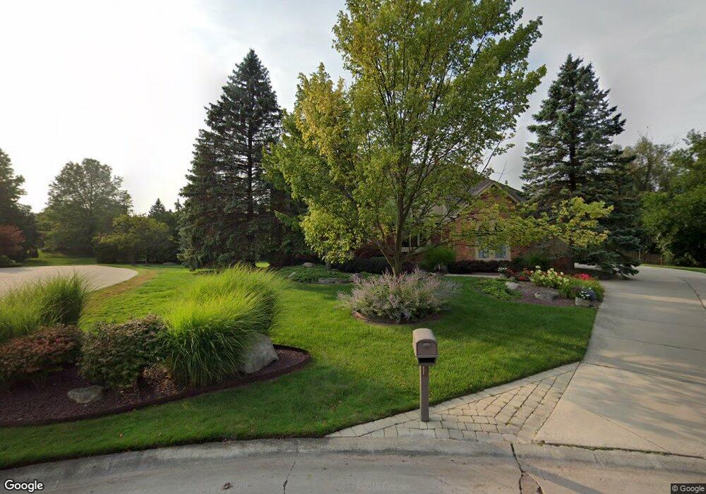 3114 Twin Pond Ct, Bloomfield Hills, MI 48304 - photo 1