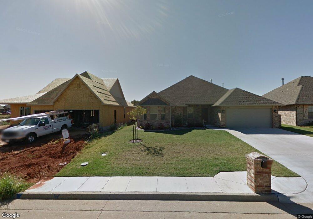 7009 Cherokee Crossing W, Warr Acres, OK 73132 - photo 1