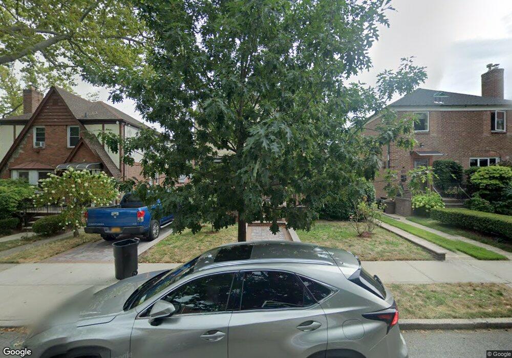 8105 190th St, Hollis, NY 11423 - photo 1