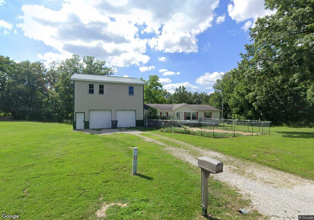 8680 E 1210th Rd, Effingham, IL 62401 - photo 1