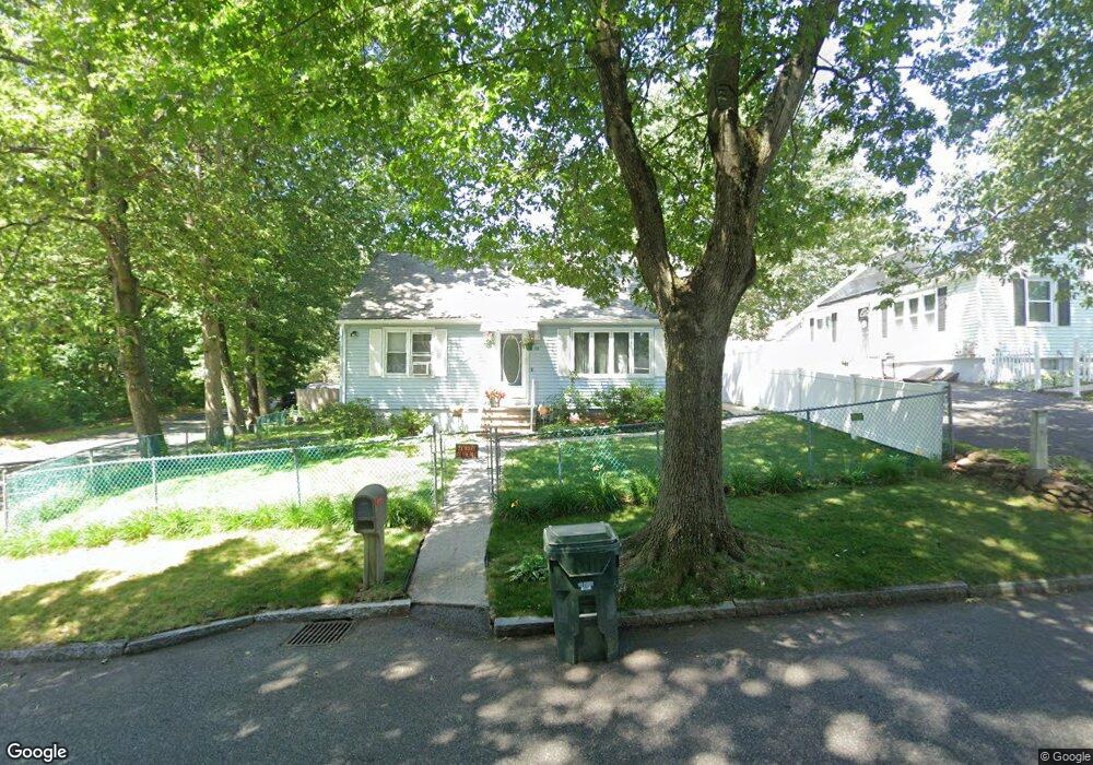 198 Lucerne Rd, Springfield, MA 01119 - photo 1