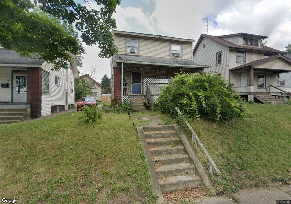 1905 Maple Ave NE, Canton, OH 44714 - photo 1