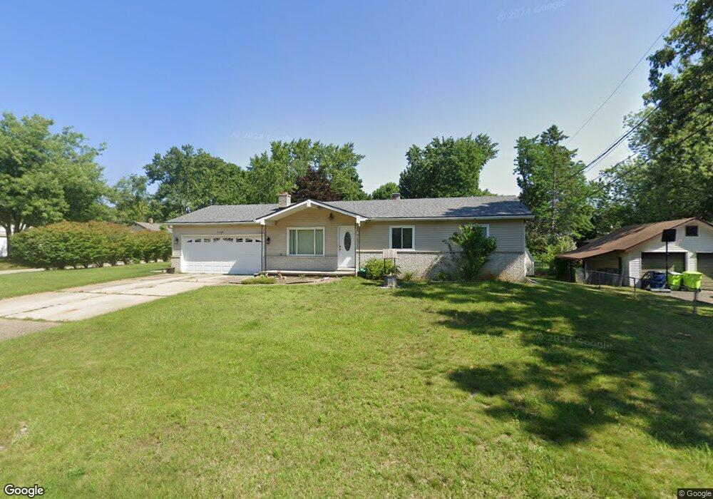 7146 Michigan Ave, West Bloomfield, MI 48324 - photo 1