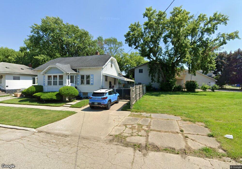 3005 Fenton Rd, Flint, MI 48507 - photo 1