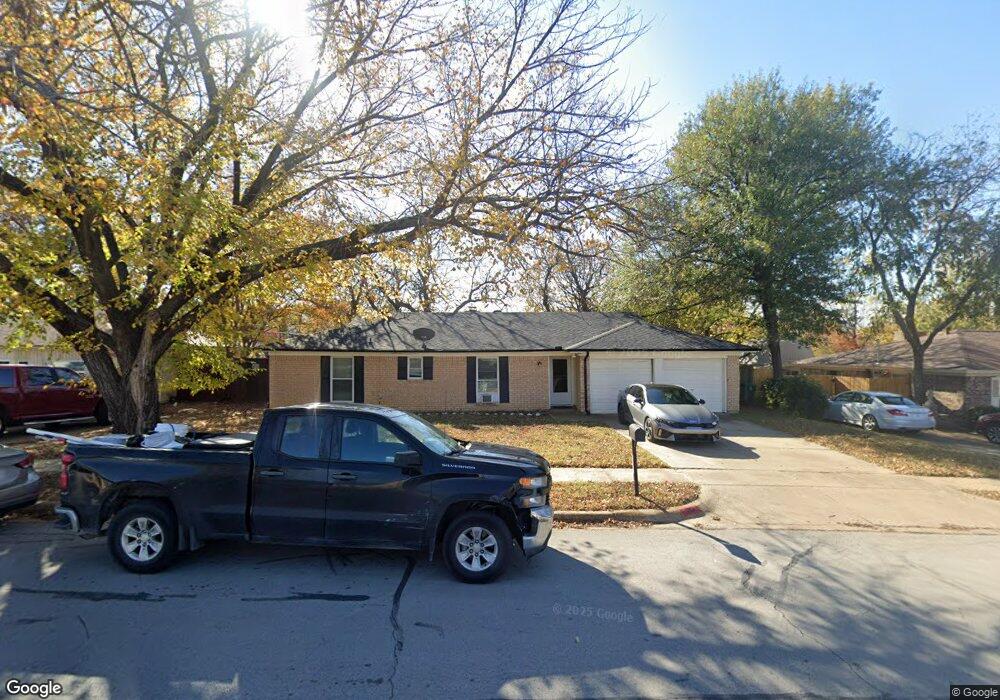 1904 Schumac Ln, Bedford, TX 76022 - photo 1