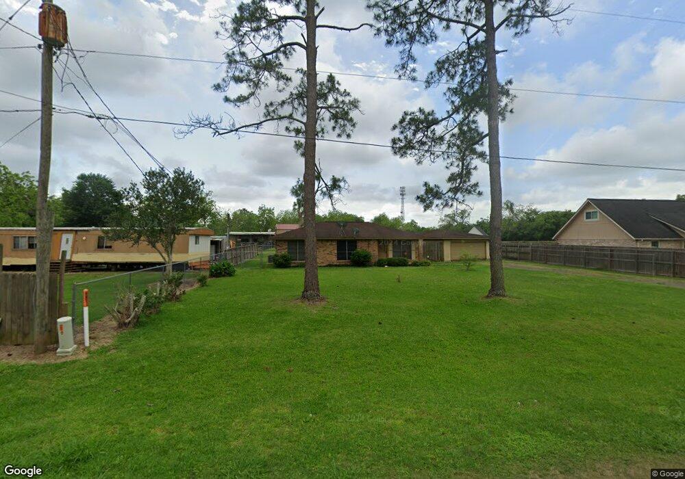 111 Preston St, Brazoria, TX 77422 - photo 1
