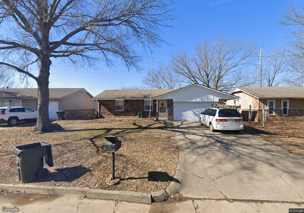 1513 N Lang St, Claremore, OK 74017 - photo 1
