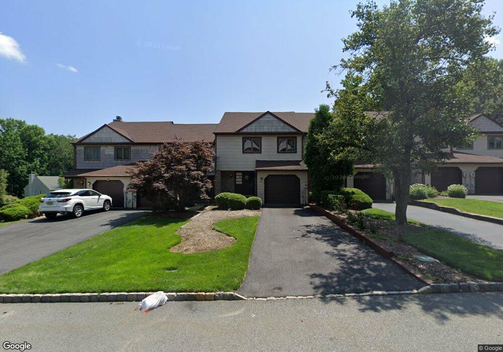 5 Valley Forge Ln, Morris Plains, NJ 07950 - photo 1