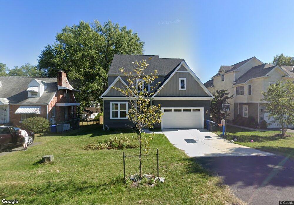 6945 Birch St, Falls Church, VA 22046 - photo 1