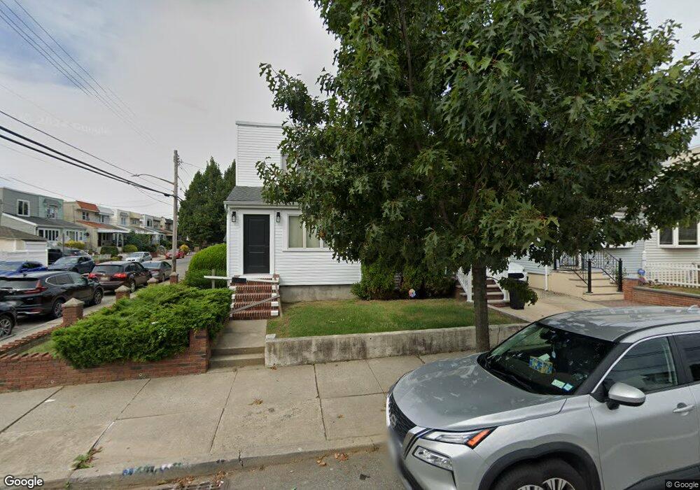 20003 33rd Ave, Bayside, NY 11361 - photo 1