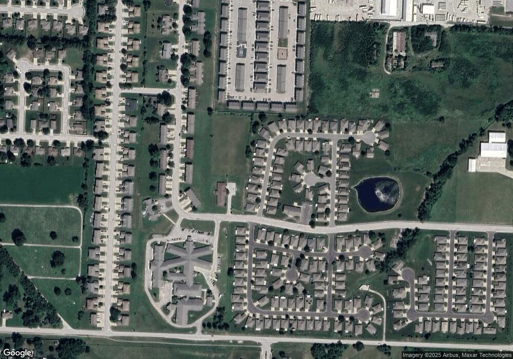 510 S Saturn Dr, Raymore, MO 64083 - photo 1