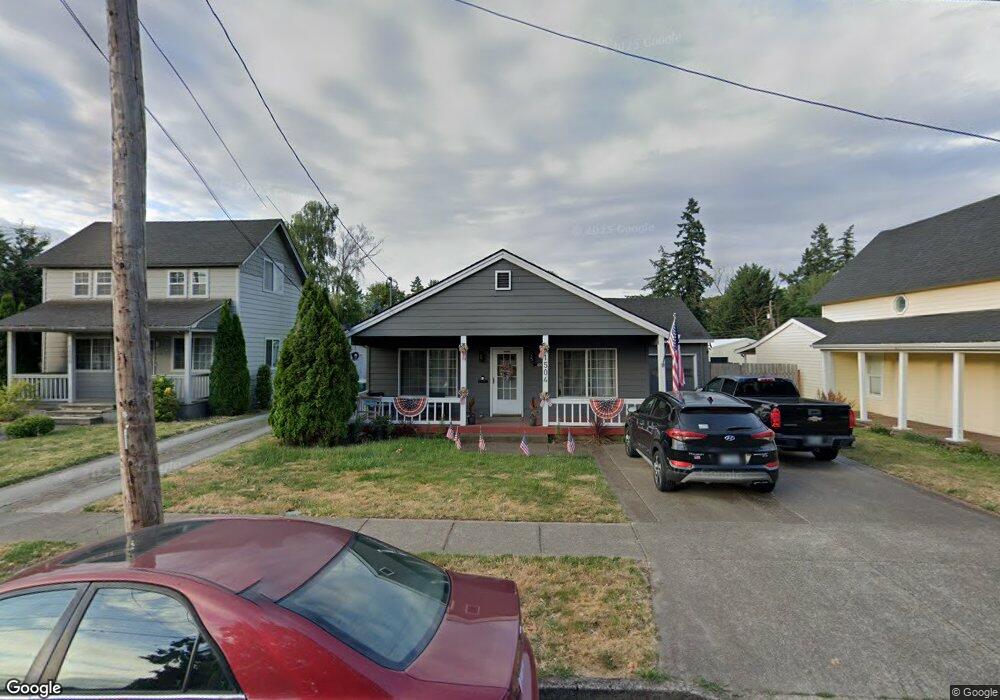 1504 E 2nd St, Newberg, OR 97132 - photo 1