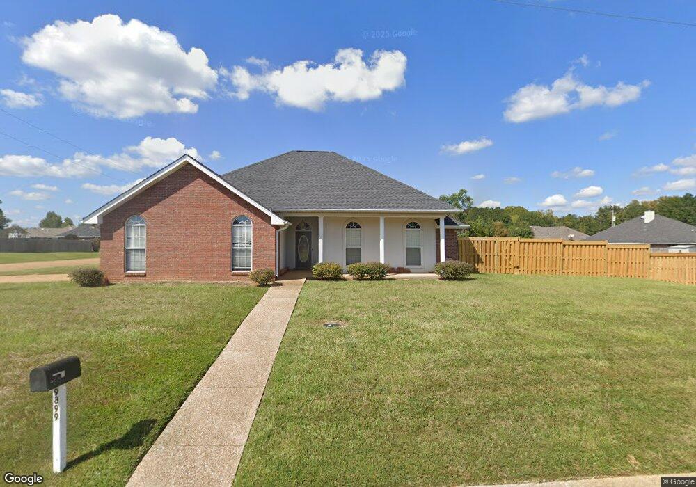 9899 Crooked Creek Blvd, Byram, MS 39272 - photo 1