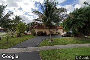 7400 SW 9th St, Plantation, FL 33317