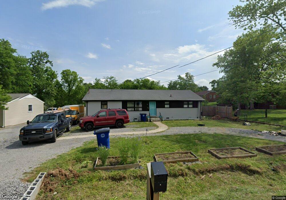 302 Rolling Rd, Shelbyville, TN 37160 - photo 1