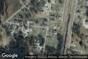 309 S Shannon Ave, Richview, IL 62877